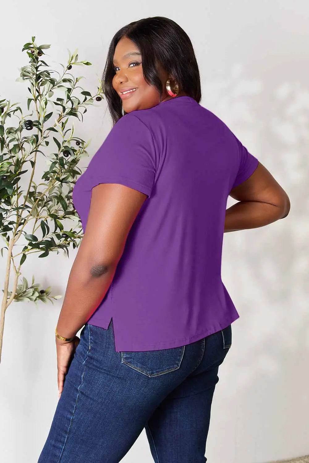 Basic Bae Full Size Round Neck Short Sleeve T-Shirt - Rosa Apparel