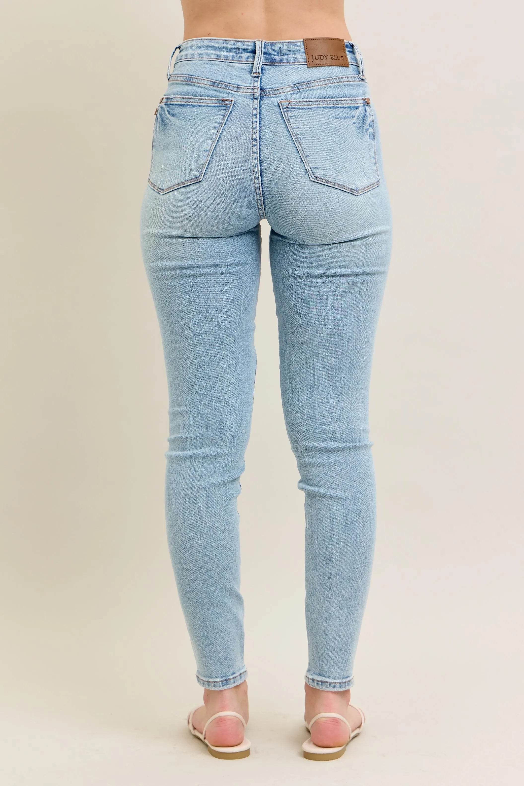 Judy Blue Full Size Mr Tummy Control Vintage Wash Skinny Jeans Plus Size - Rosa Apparel