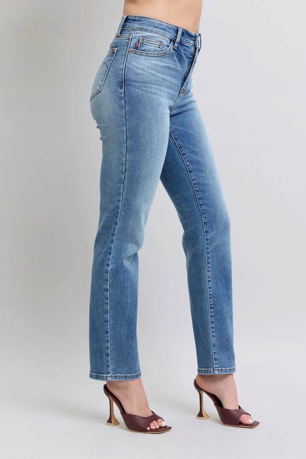 Judy Blue Full Size Vintage Wash Thermal Straight Jeans 82632 - Rosa Apparel